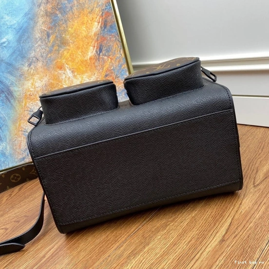 First bag ru MESSEANGER LOUIS VUITTON BAG 0729